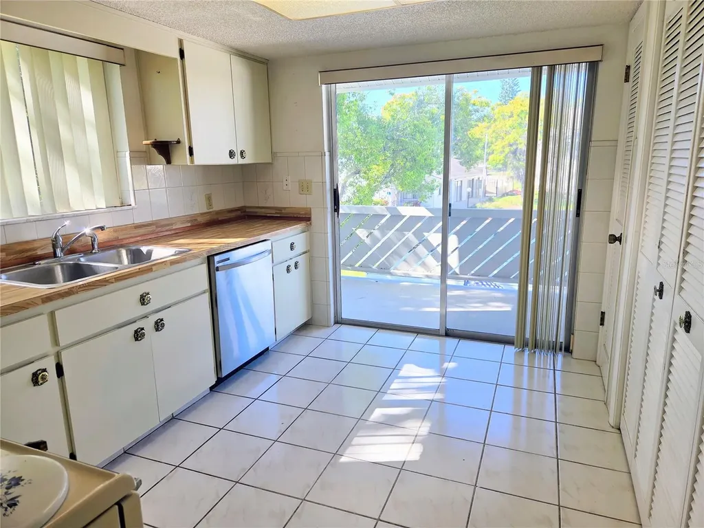 12400 Eagleswood Drive Hudson FL 34667