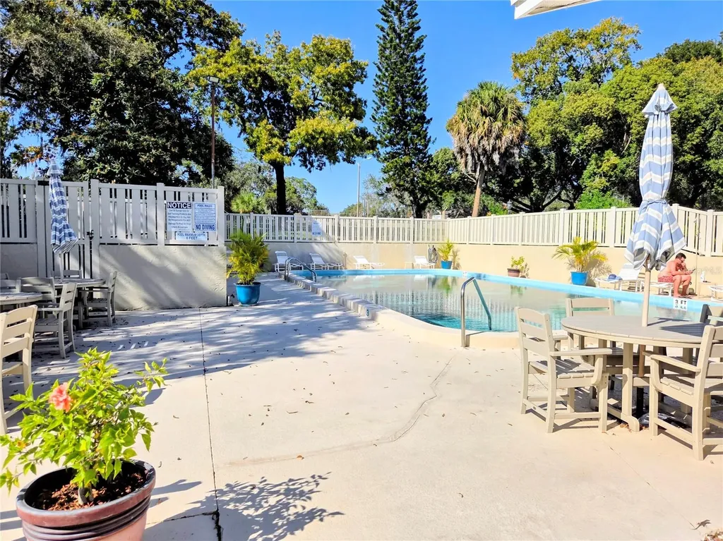 12400 Eagleswood Drive Hudson FL 34667