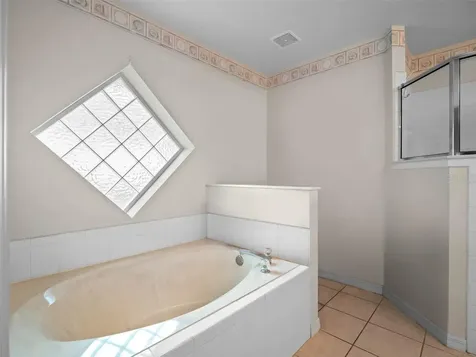 21122 Lionheart Drive Leesburg FL 34748
