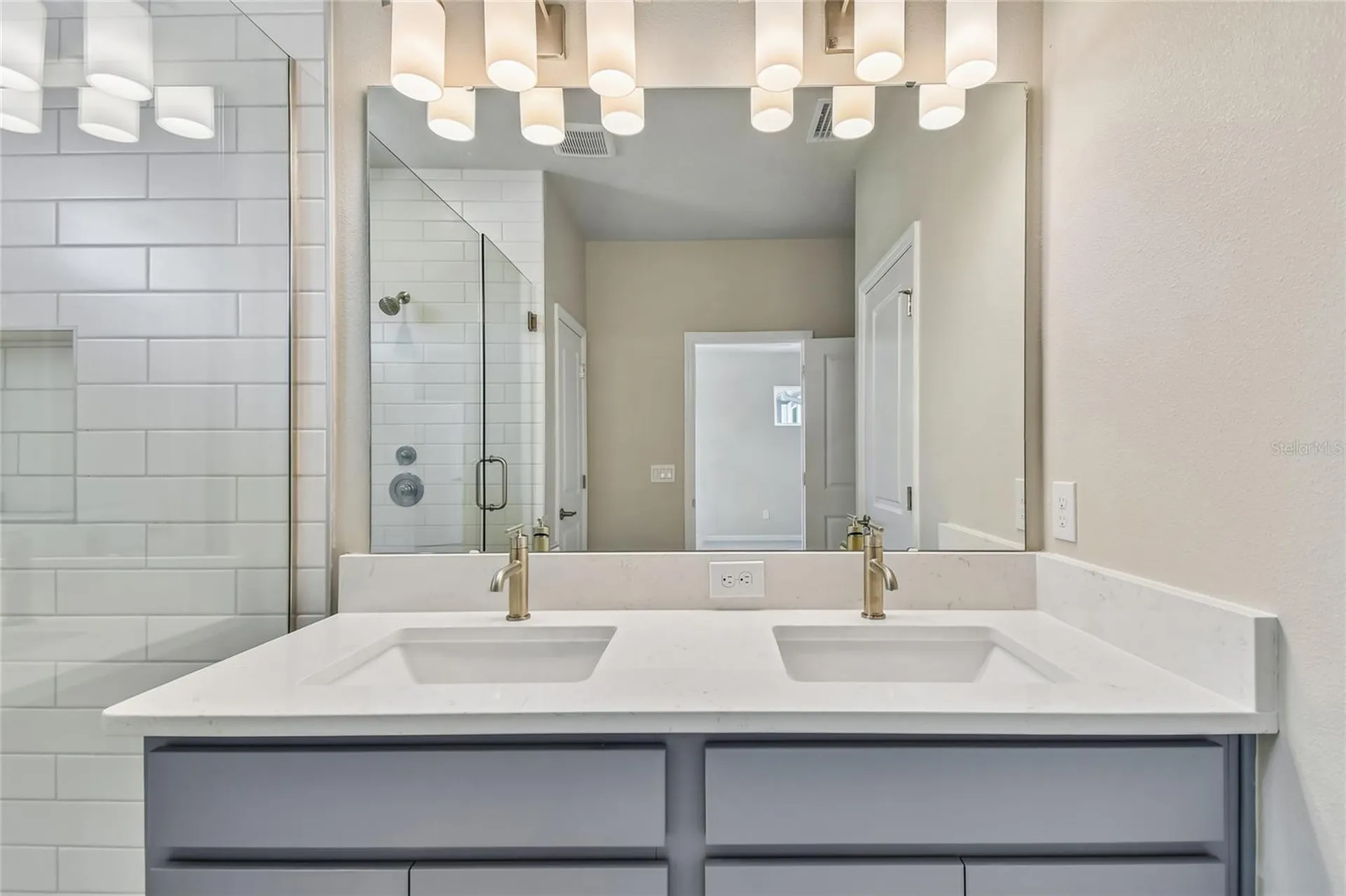 5921 Bristle Oak Street Mount Dora FL 32757