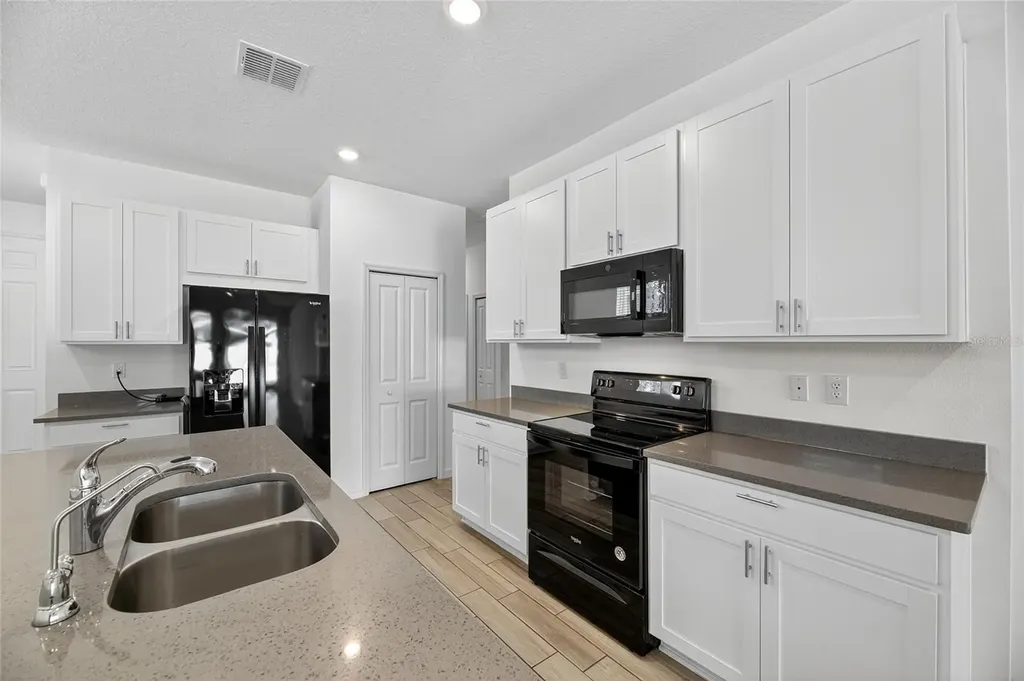 11838 Brighton Knoll Loop Riverview FL 33579