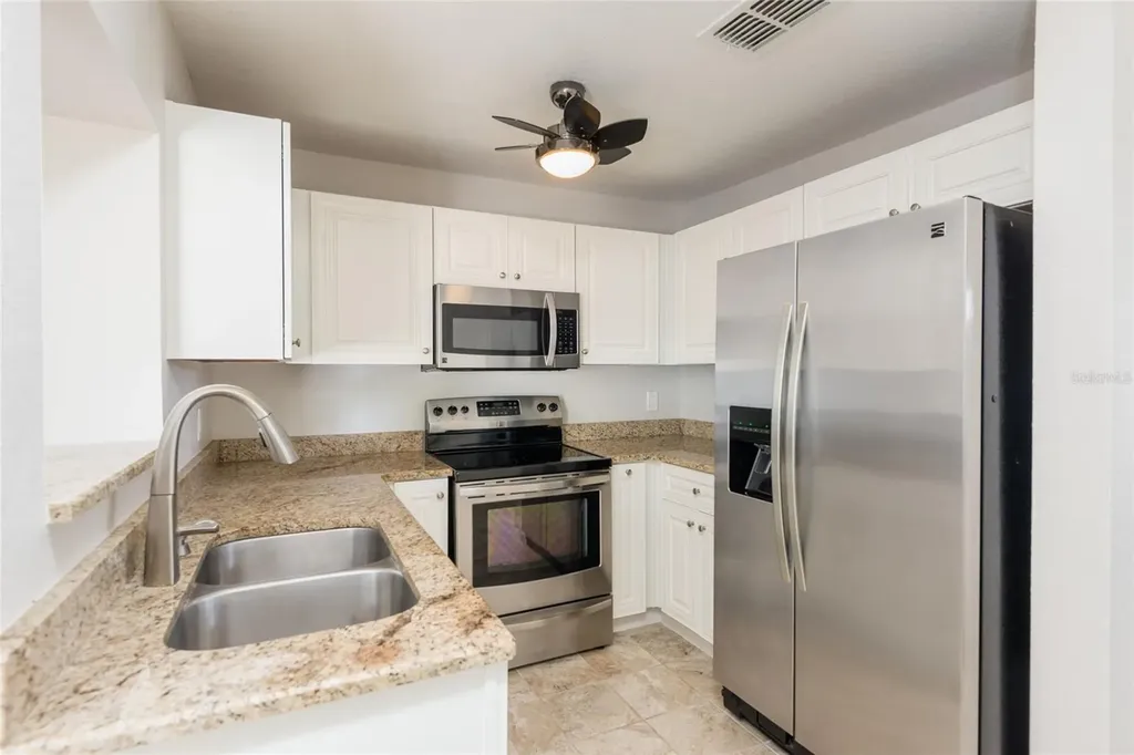 4733 W Wyoming Avenue Tampa FL 33616
