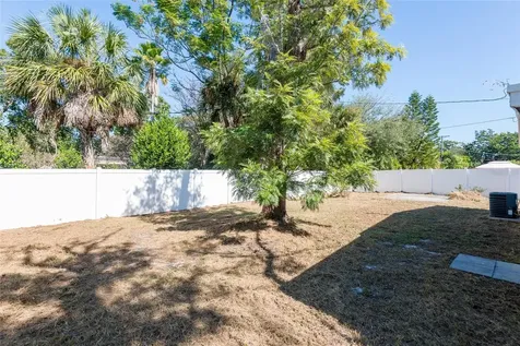 4733 W Wyoming Avenue Tampa FL 33616