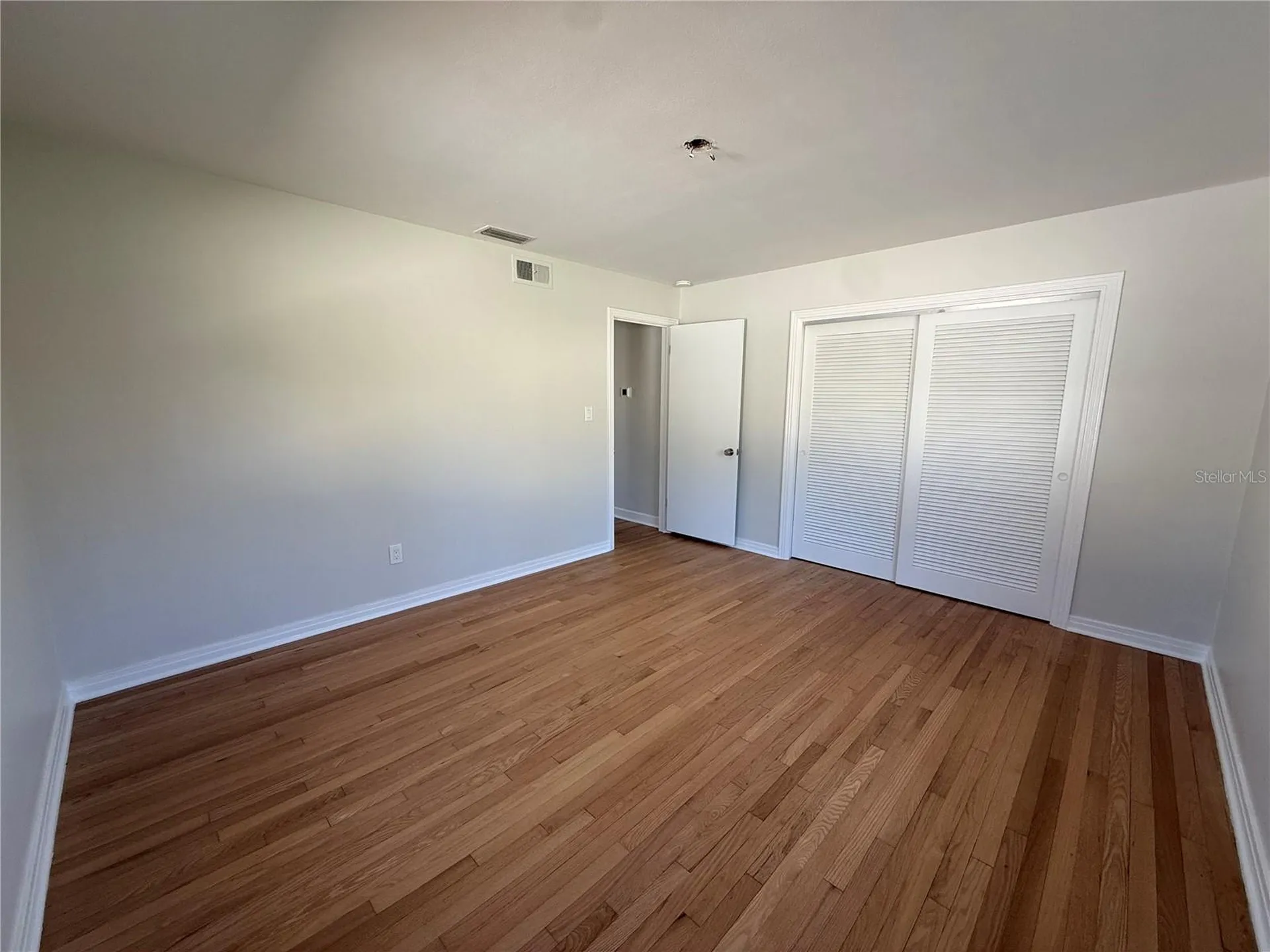 6221 6th Avenue N St Petersburg FL 33710