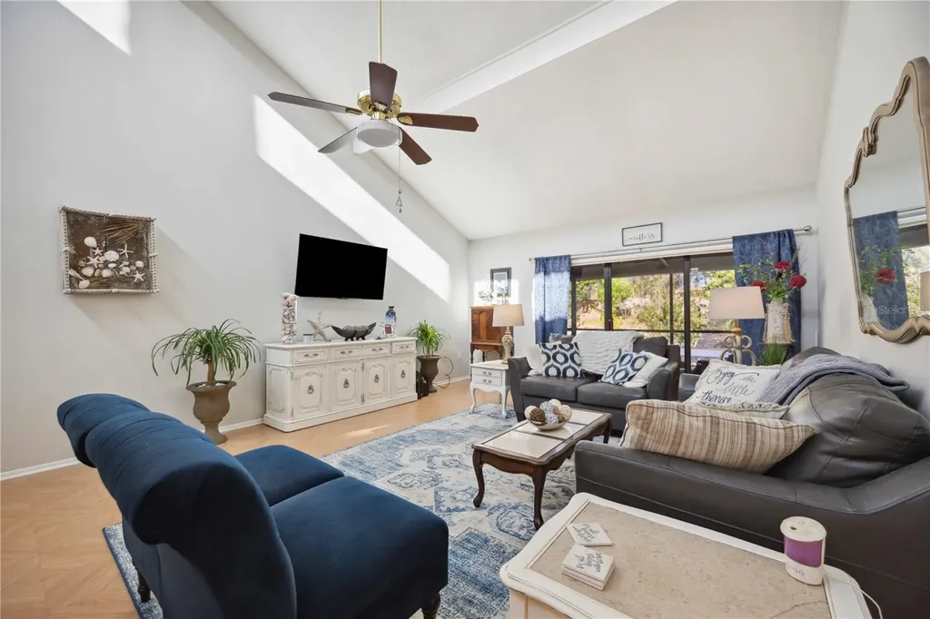 2584 Arboretum Circle Sarasota FL 34232