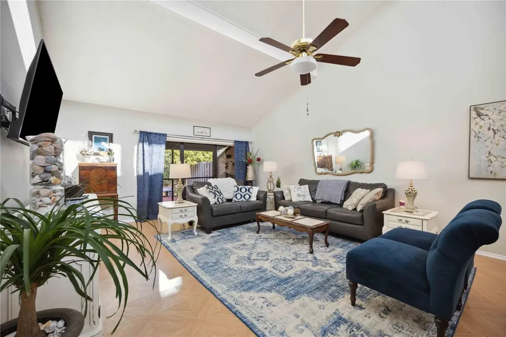 2584 Arboretum Circle Sarasota FL 34232