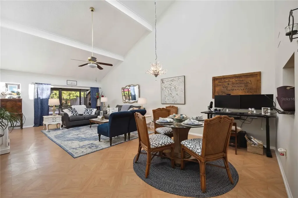 2584 Arboretum Circle Sarasota FL 34232