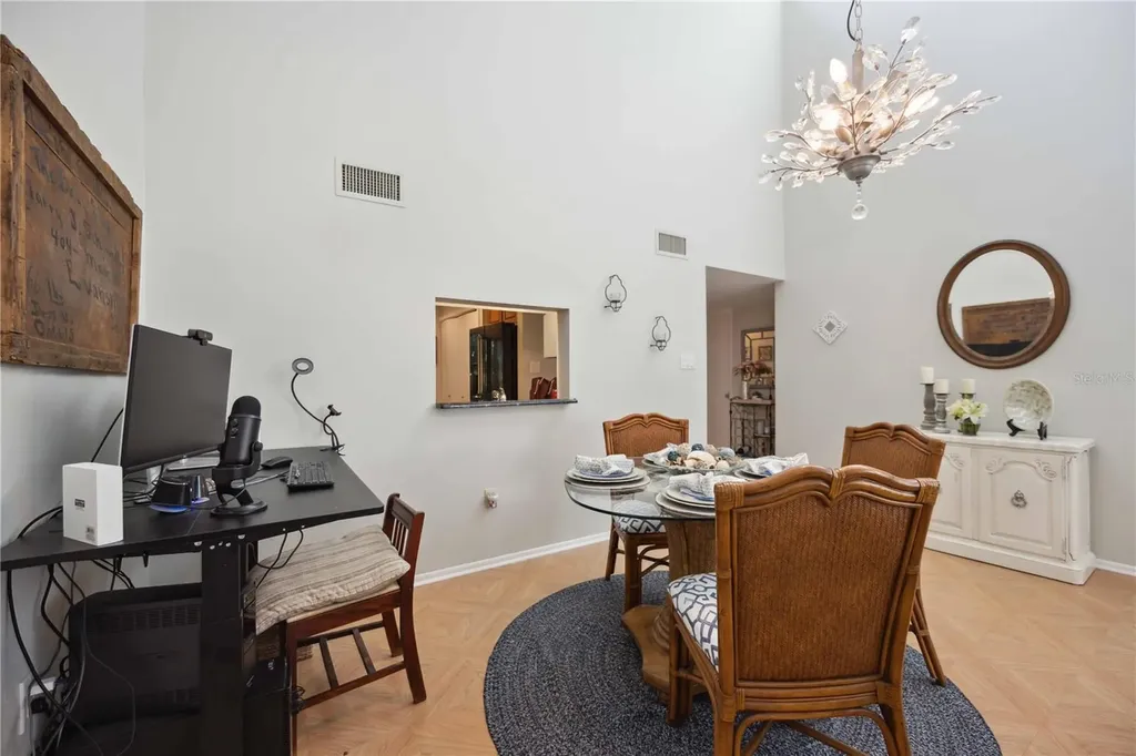 2584 Arboretum Circle Sarasota FL 34232