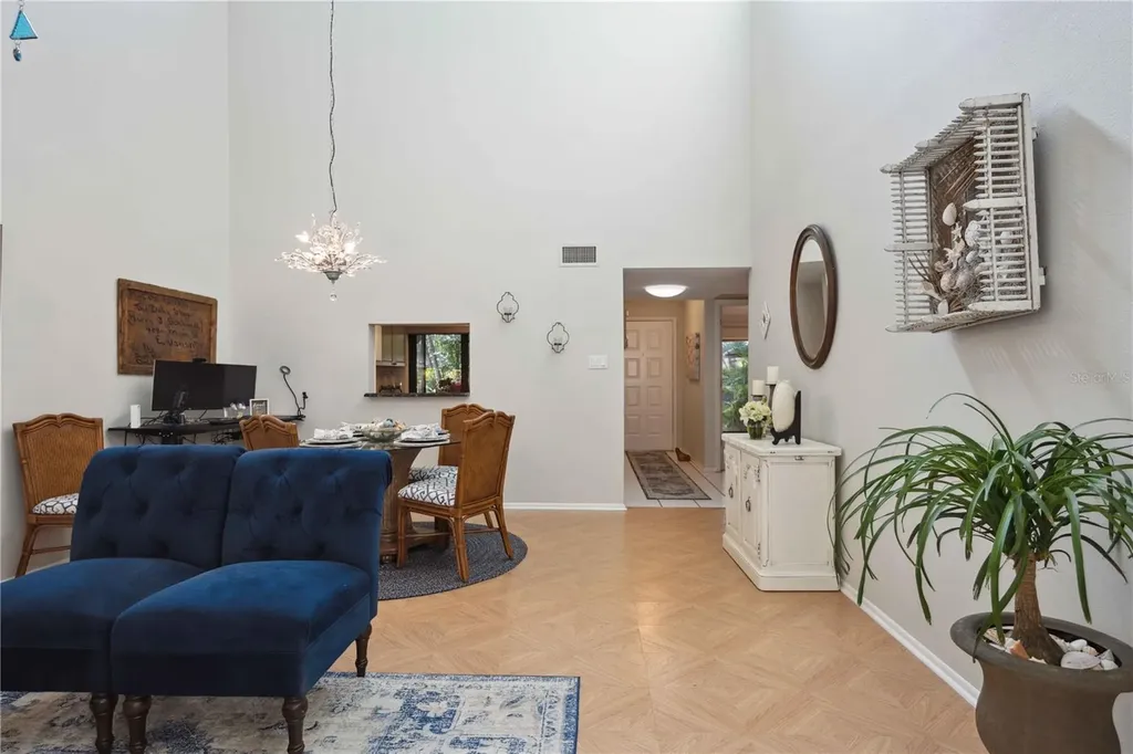 2584 Arboretum Circle Sarasota FL 34232