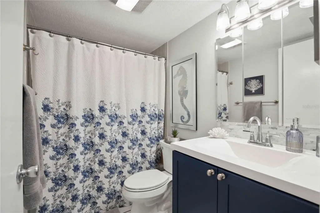 2584 Arboretum Circle Sarasota FL 34232