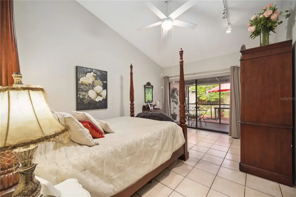 2584 Arboretum Circle Sarasota FL 34232