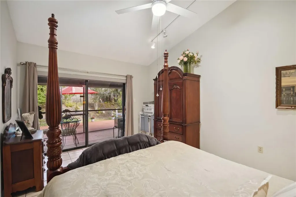 2584 Arboretum Circle Sarasota FL 34232