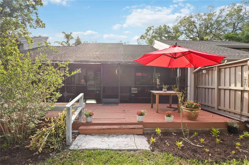 2584 Arboretum Circle Sarasota FL 34232