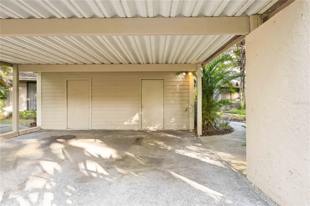 2584 Arboretum Circle Sarasota FL 34232