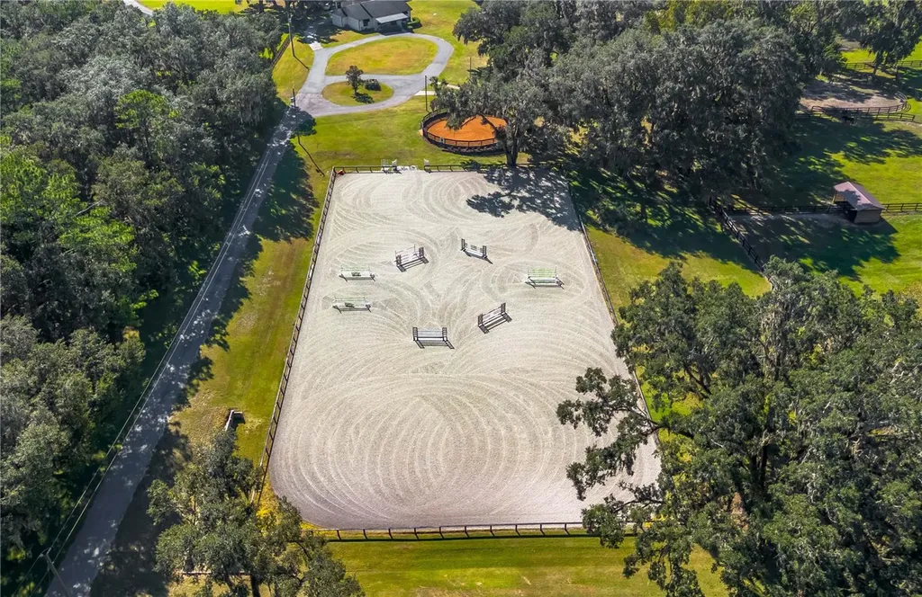 8820 NW 130th Street Reddick FL 32686