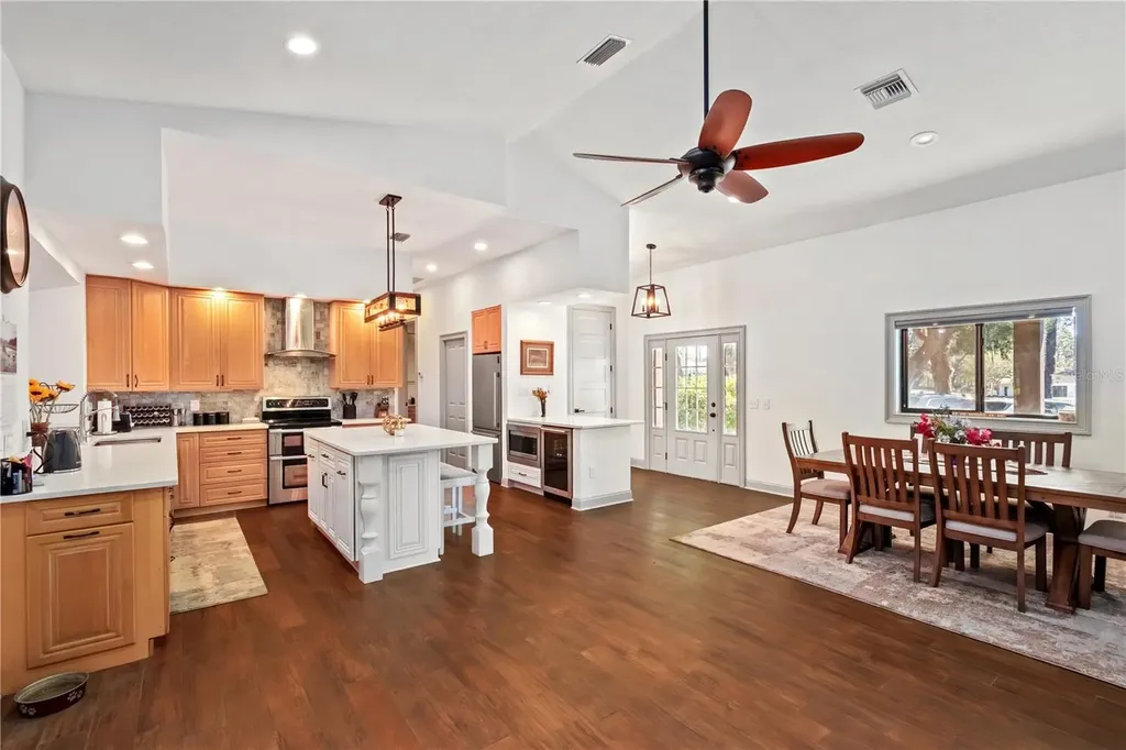 8820 NW 130th Street Reddick FL 32686