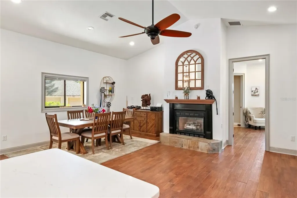 8820 NW 130th Street Reddick FL 32686
