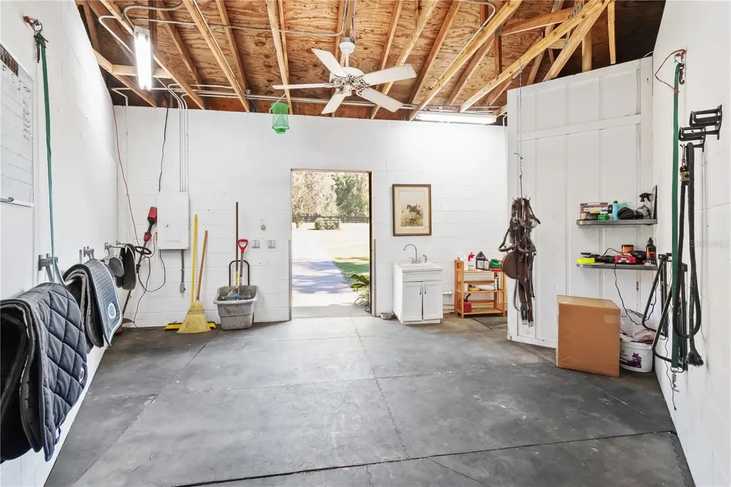 8820 NW 130th Street Reddick FL 32686