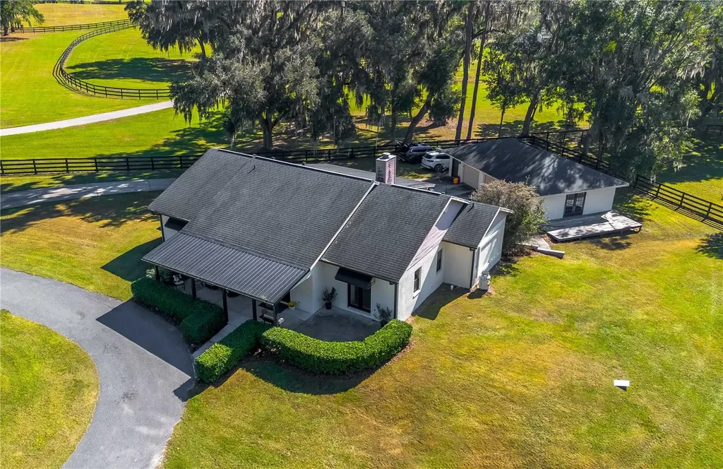 8820 NW 130th Street Reddick FL 32686