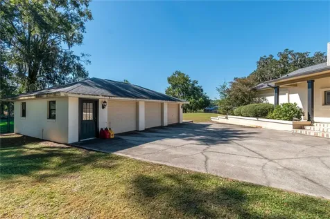 8820 NW 130th Street Reddick FL 32686