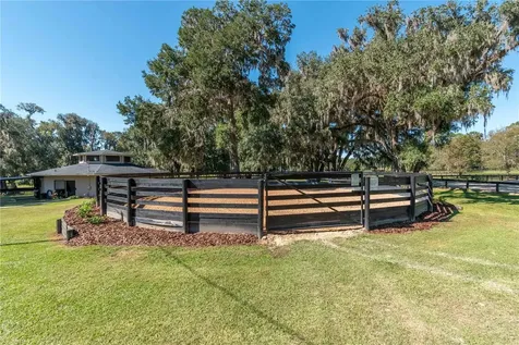 8820 NW 130th Street Reddick FL 32686