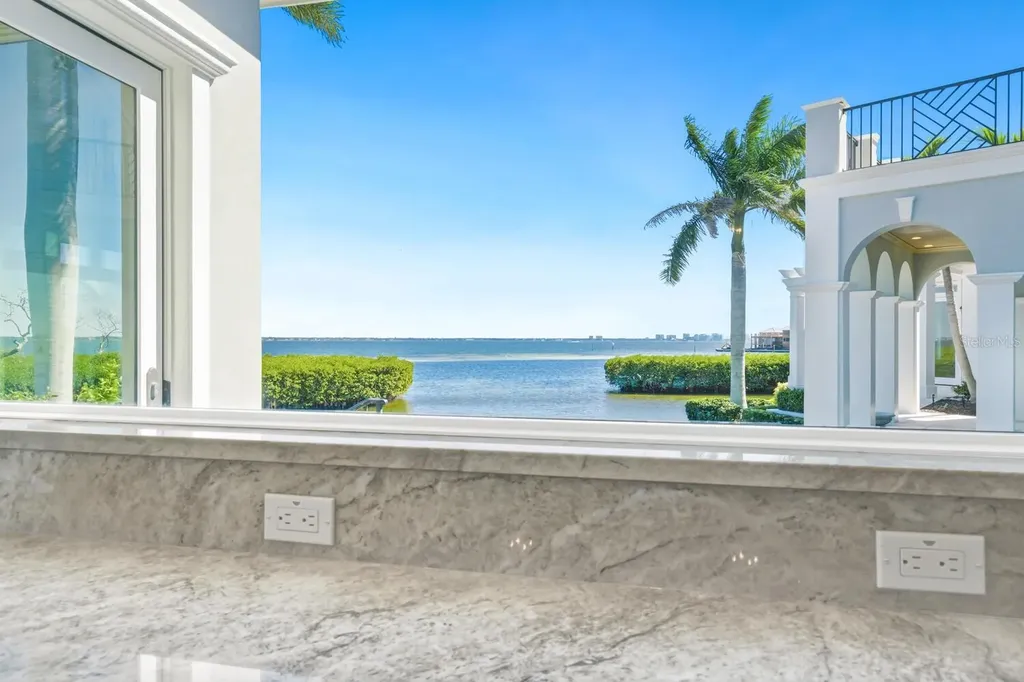 560 Harbor Point Road Longboat Key FL 34228