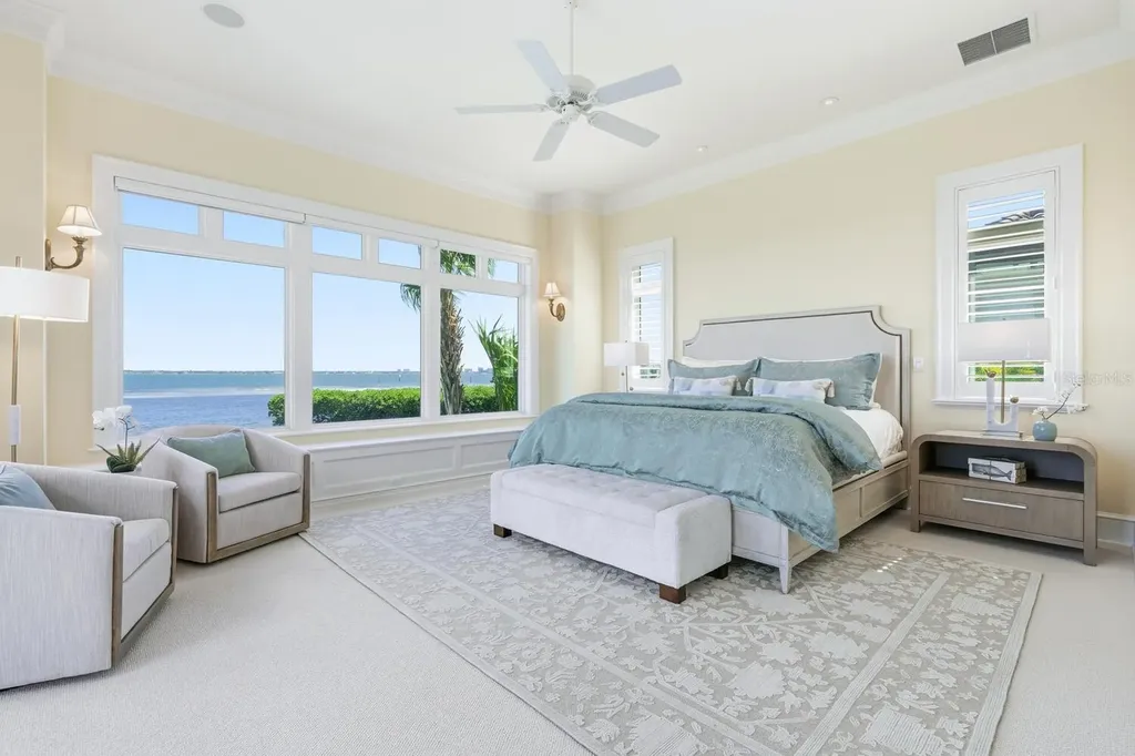 560 Harbor Point Road Longboat Key FL 34228