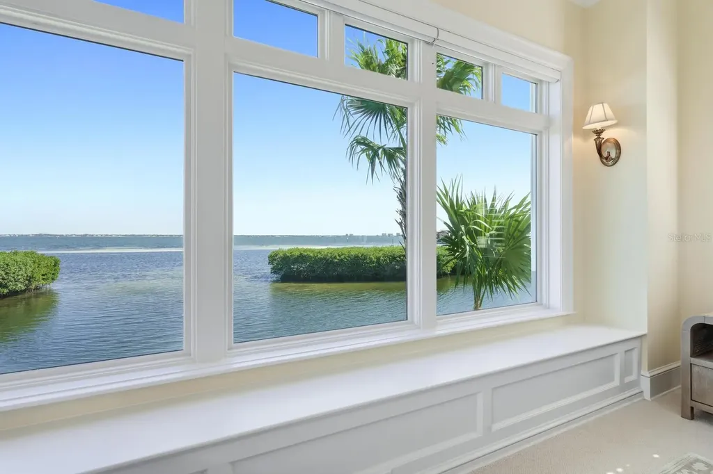 560 Harbor Point Road Longboat Key FL 34228