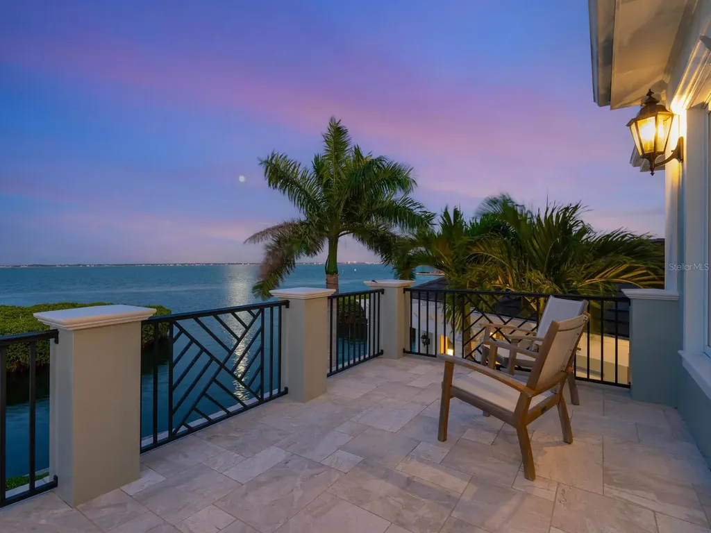 560 Harbor Point Road Longboat Key FL 34228