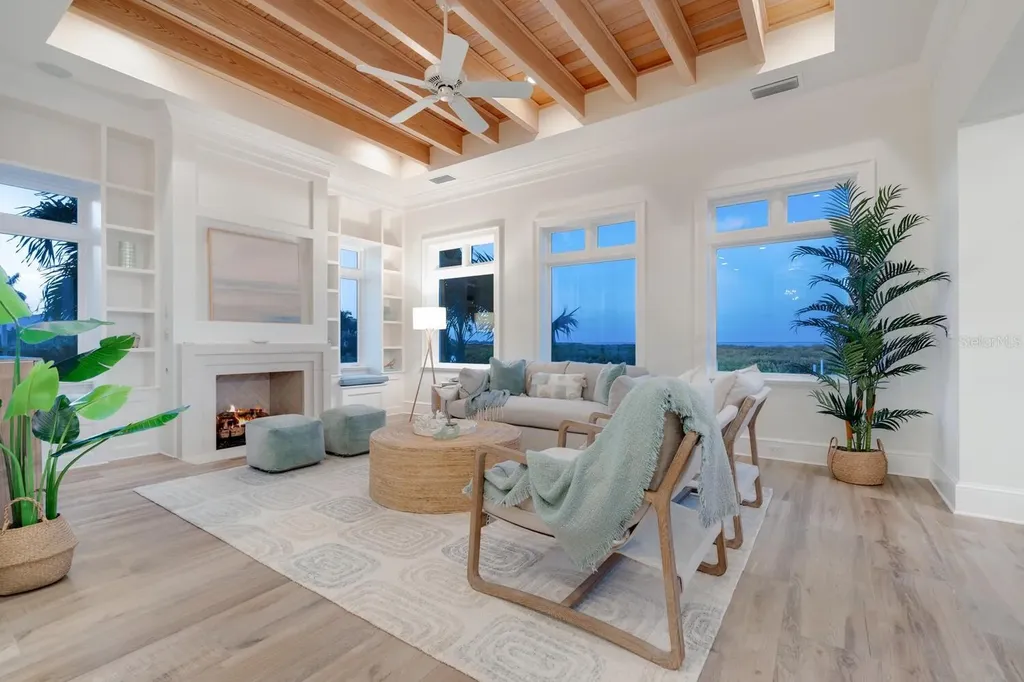 560 Harbor Point Road Longboat Key FL 34228