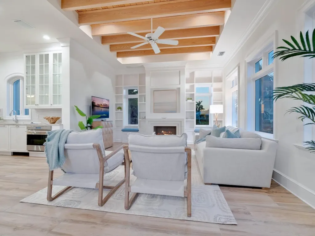 560 Harbor Point Road Longboat Key FL 34228
