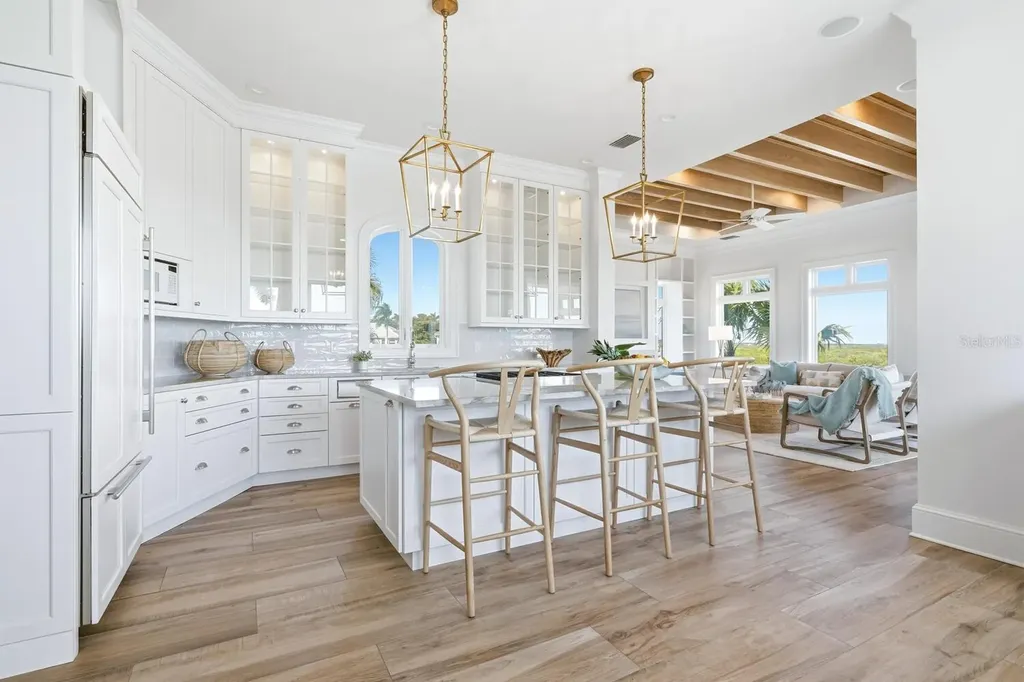 560 Harbor Point Road Longboat Key FL 34228