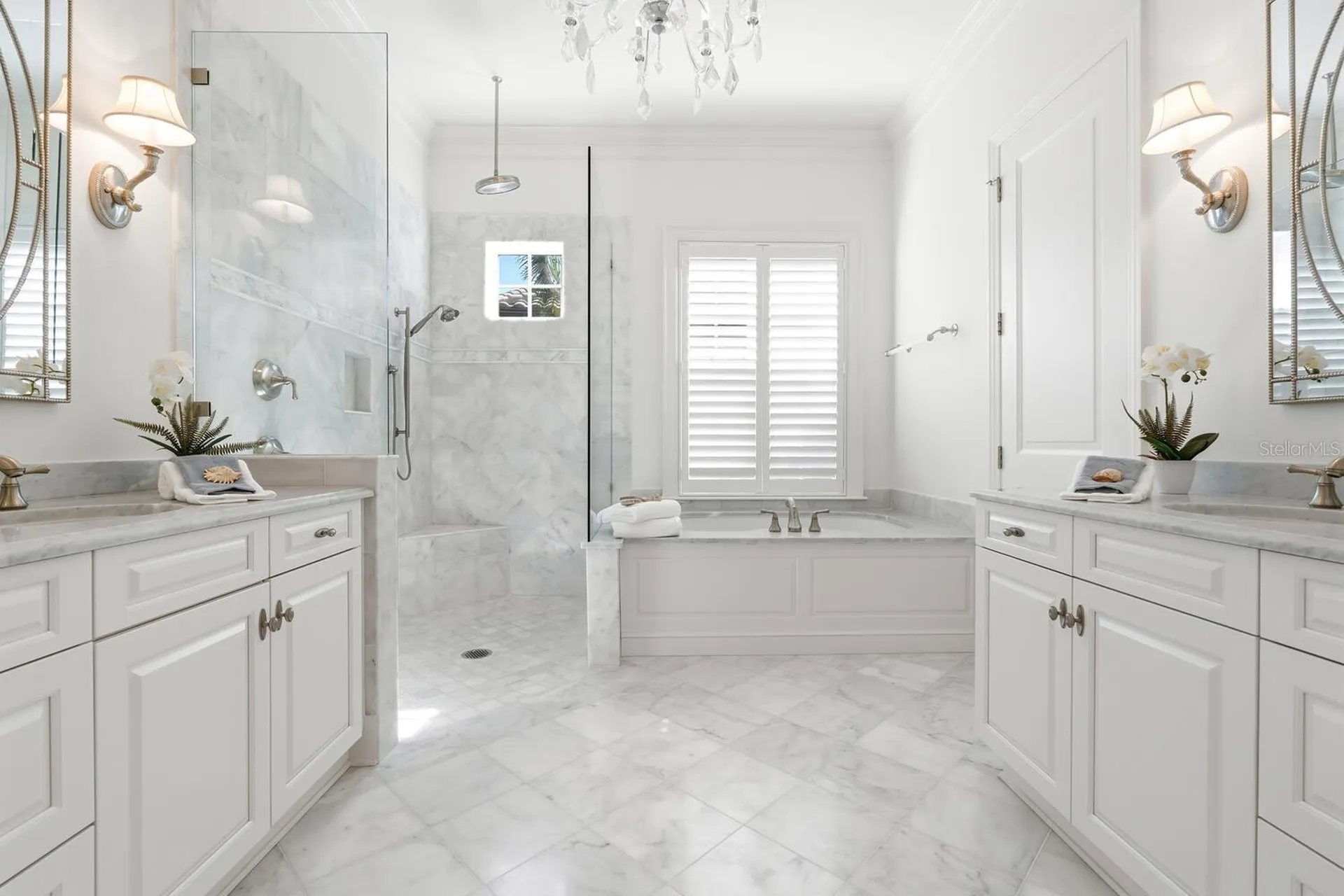 560 Harbor Point Road Longboat Key FL 34228
