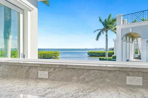 560 Harbor Point Road Longboat Key FL 34228
