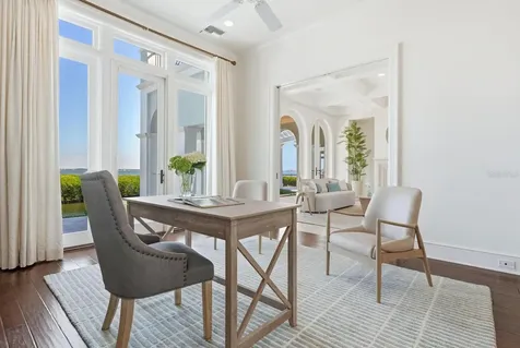560 Harbor Point Road Longboat Key FL 34228