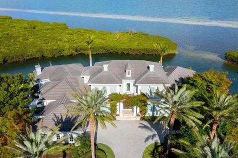 560 Harbor Point Road Longboat Key FL 34228