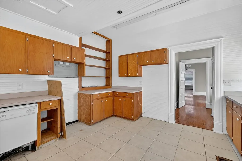 1218 W Broad Street Groveland FL 34736