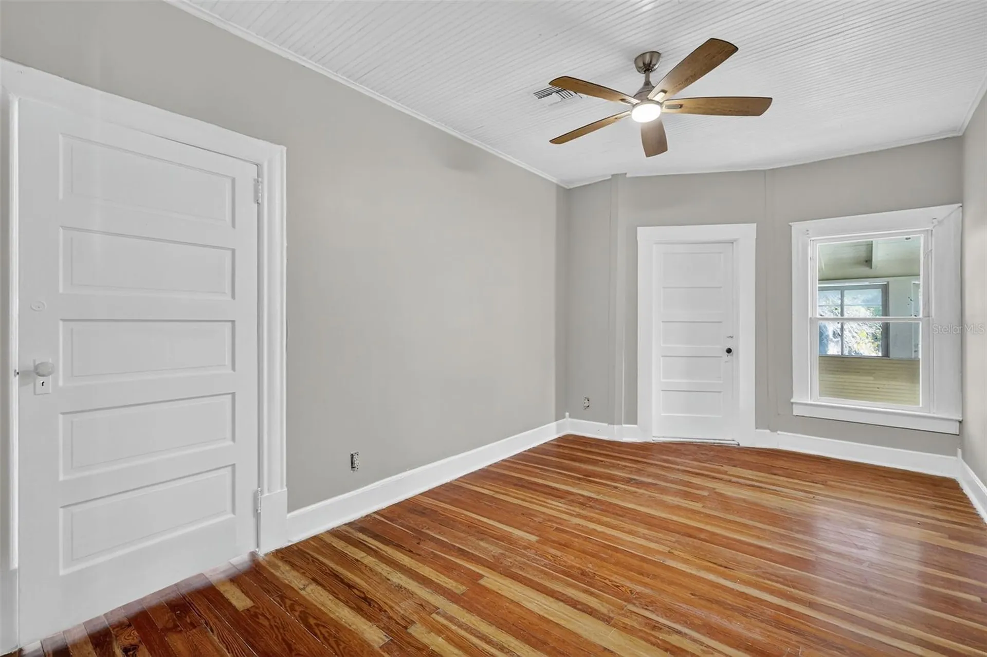 1218 W Broad Street Groveland FL 34736