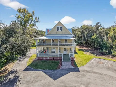 1218 W Broad Street Groveland FL 34736