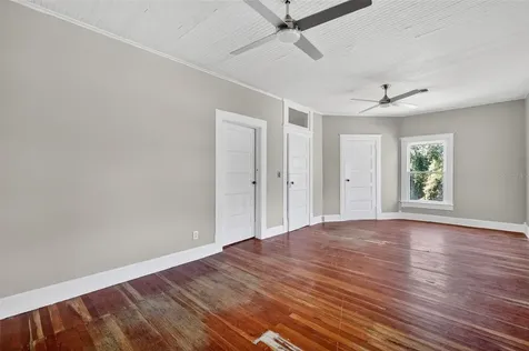 1218 W Broad Street Groveland FL 34736