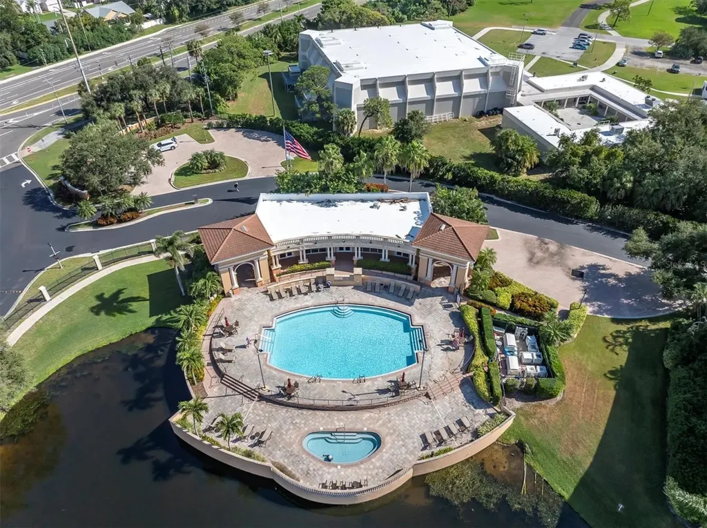 18 Jefferson Court S St Petersburg FL 33711