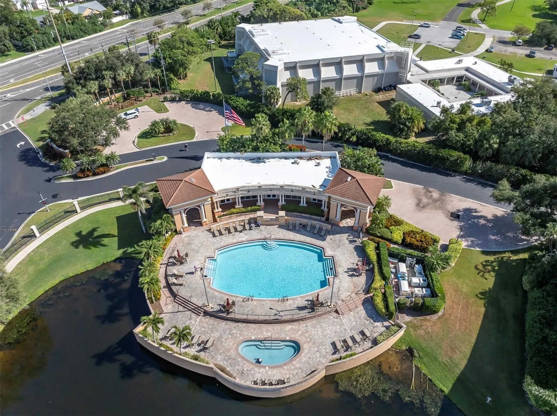 18 Jefferson Court S St Petersburg FL 33711