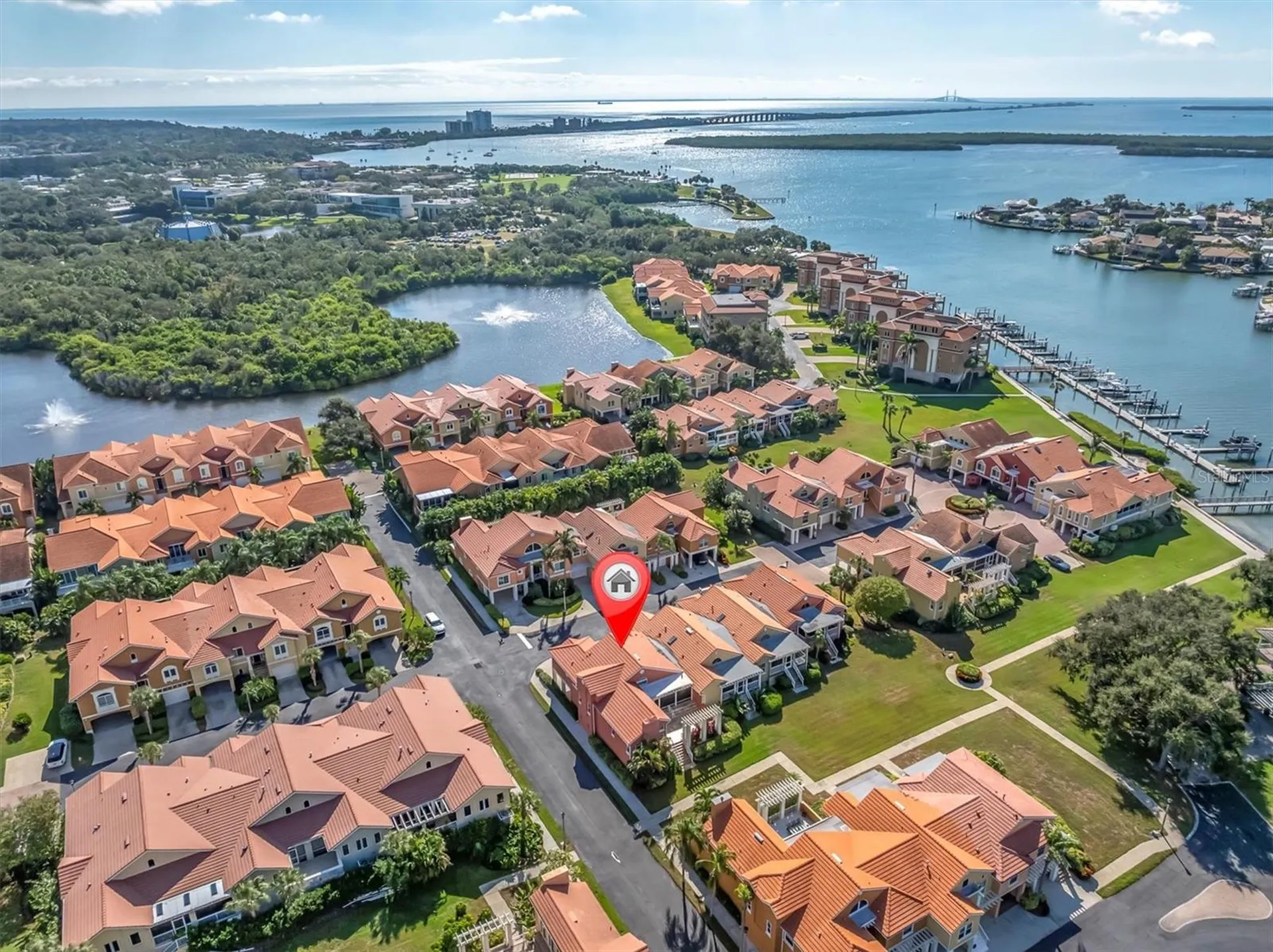 18 Jefferson Court S St Petersburg FL 33711