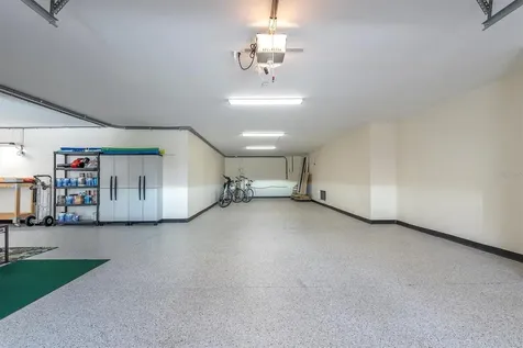 18 Jefferson Court S St Petersburg FL 33711