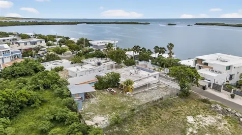 Solar 48 Bo Carenero Guanica PR 00653
