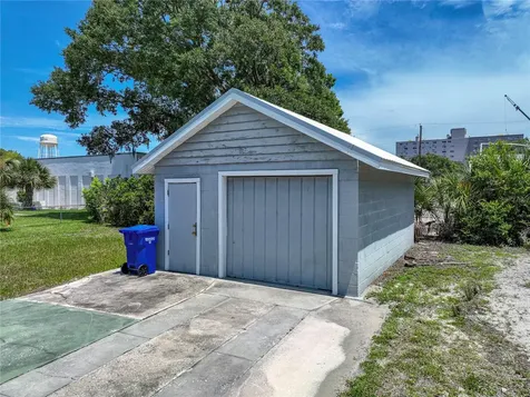 139 Avenue C SW Winter Haven FL 33880