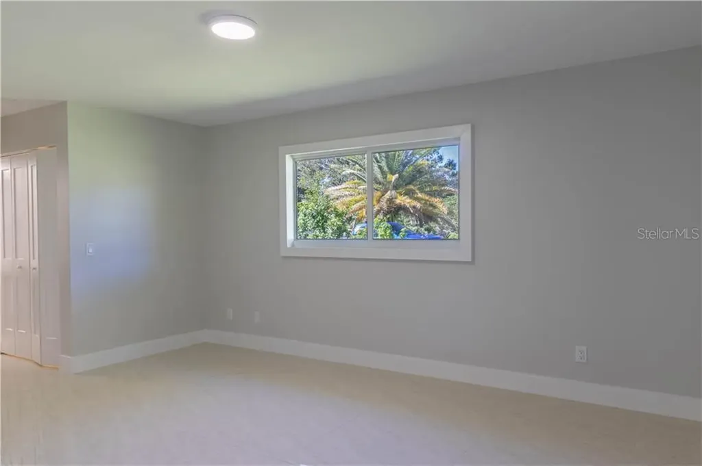 5740 36th Place Vero Beach FL 32966