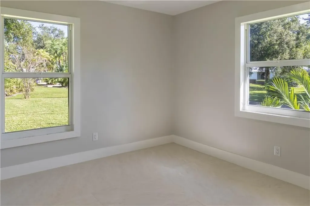 5740 36th Place Vero Beach FL 32966