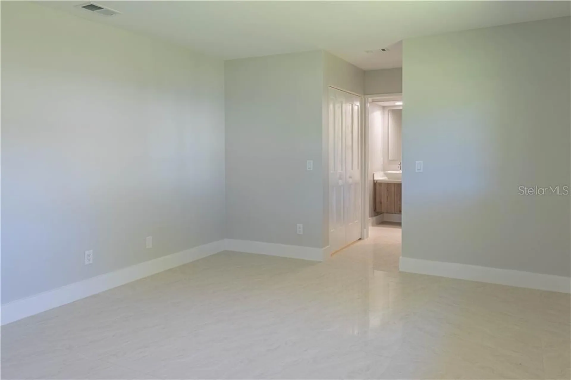5740 36th Place Vero Beach FL 32966
