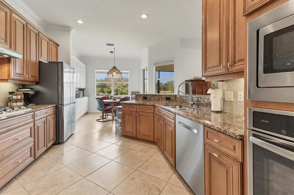 8284 Barton Farms Boulevard Sarasota FL 34240